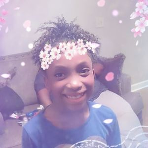 Meet your Posher, Gloria